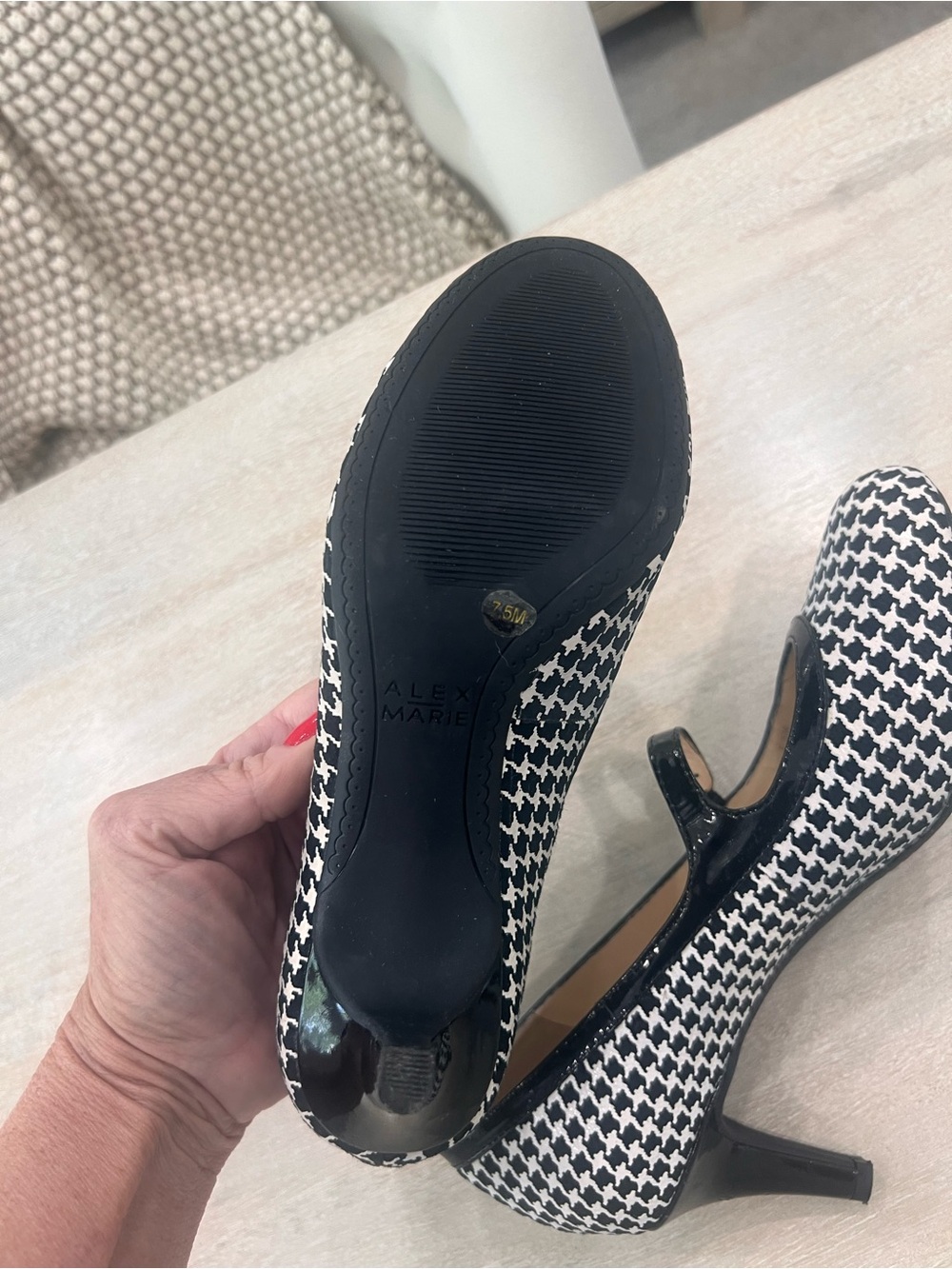 Alex Marie Houndstooth Mary Jane Kitten Heel Pumps - Picture 6 of 7